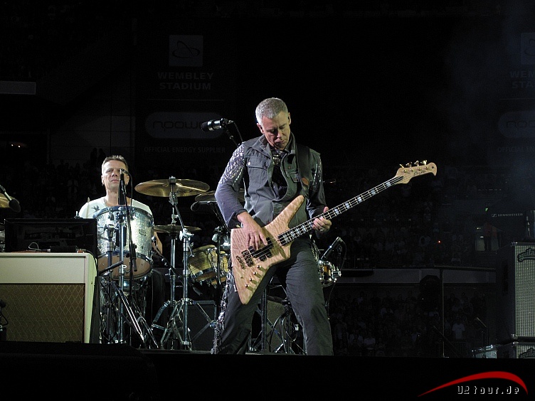 Larry Mullen Jr, Adam clayton